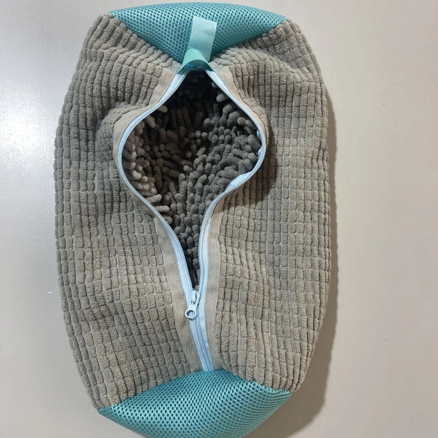 Sneaker Washing Bag – Clean Your Shoes Safely in the Machine